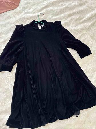 Черное бархатное платье от Boiko. Размер 42