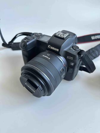 Продаю фотоаппарат Canon EOS R и объективы