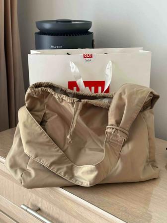 Сумка Uniqlo