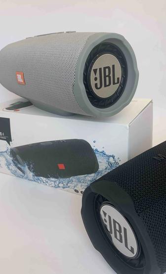 Портативная беспроводная колонка JBL Charge 4