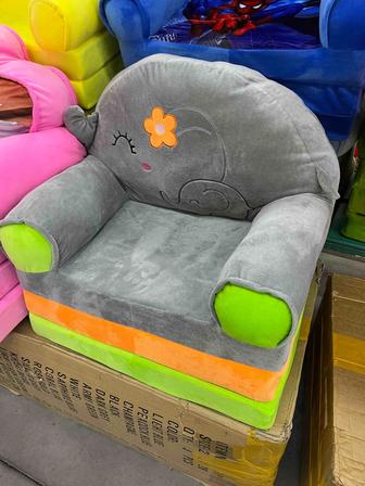 Детское кресло