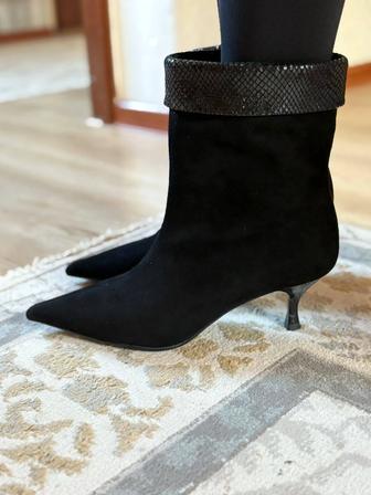 Продаю новый ботильоны