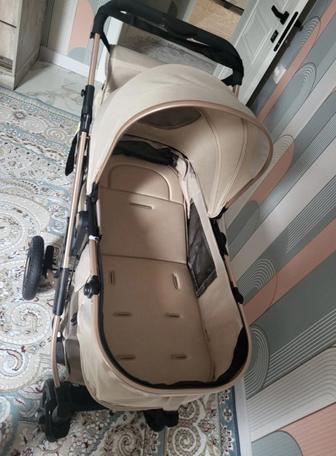 Продам детскую коляску почти новая!!
