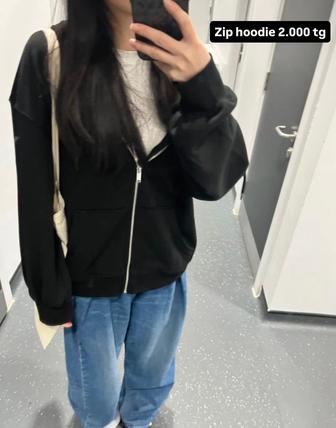 Уютная толстовка на молнии (zip hoodie)