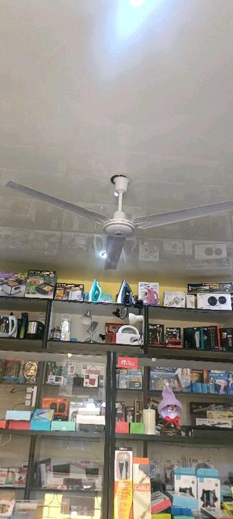 Потолочный вентилятор