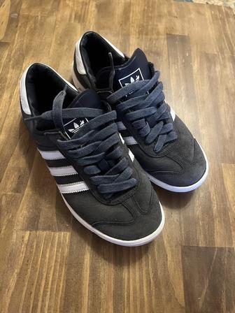 кроссовки adidas hamburg