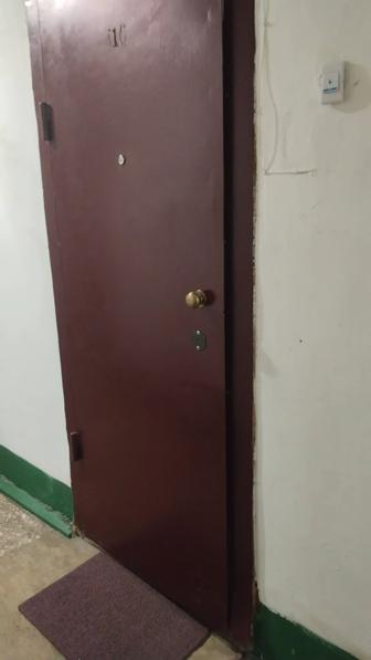 Продам дверь железную