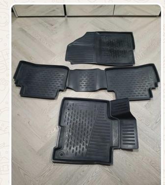 Продам полики для машины Туксон Фундай