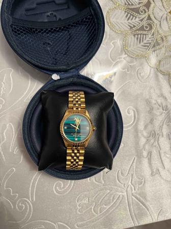 Женские часы