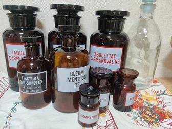 Банки стеклянные аптечные