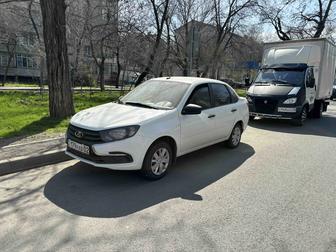 Долгосрочноя аренда Lada Granta