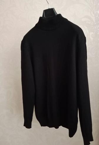 Черная водолазка