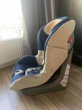 Отдам бесплатно автокресло