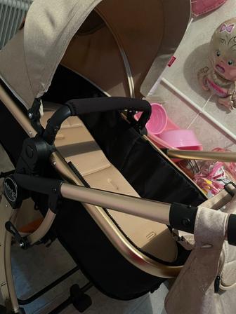 Продаю коляску