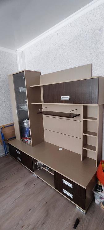 Продам стенку в гостиную
