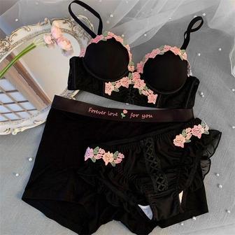 Парные комплекты нижнего белья