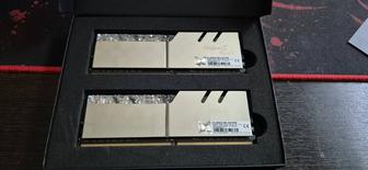 Модули памяти TridentZ Royal DDR4 32GB (2x16GB)