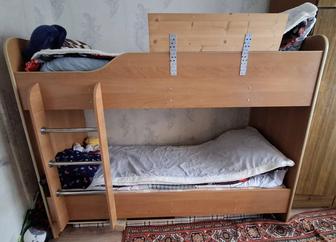 Продам двухъярусную кровать
