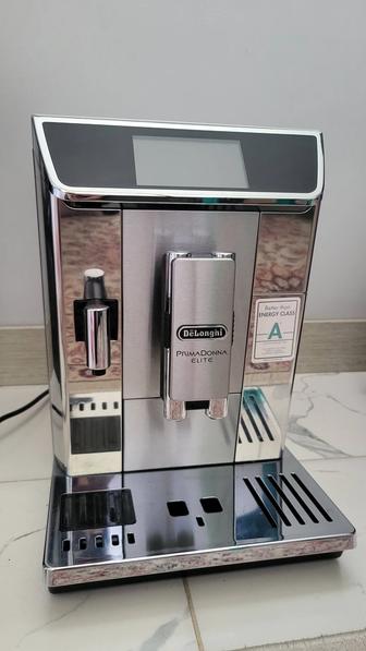 Кофемашинка Delonghi Primadonna Elite