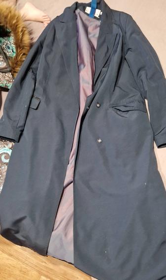Продам плащ весенний - летний.