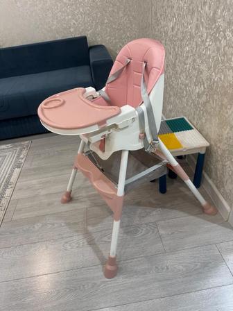 Балаларға арналған тамақтану үстелі-орындығы сатылады!