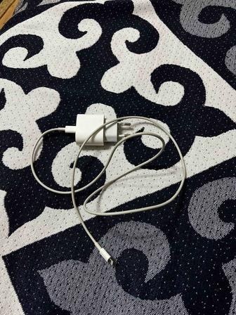 Оригинал зарядка от айфона