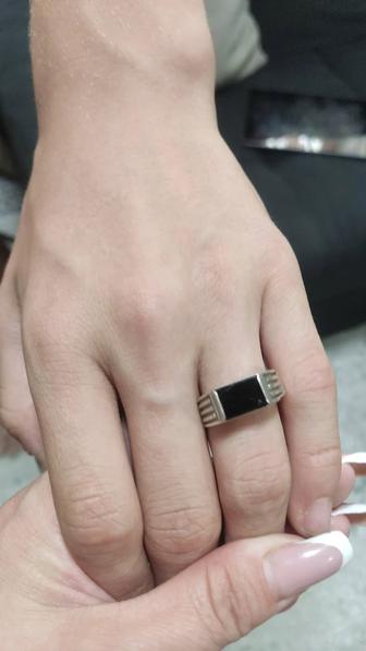 Кольцо печатка серебро 925 пр