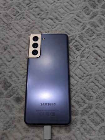 Продам смартфон samsung s21