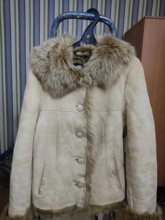 Продам дубленку короткую