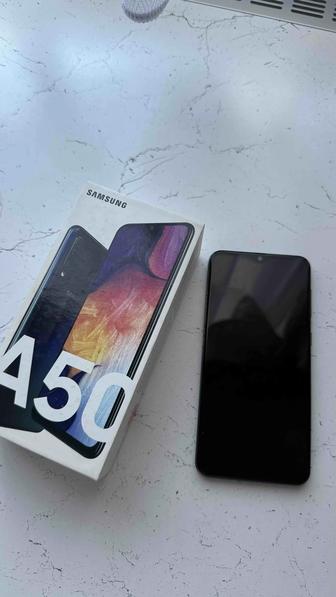 Продам Slmsung A 50