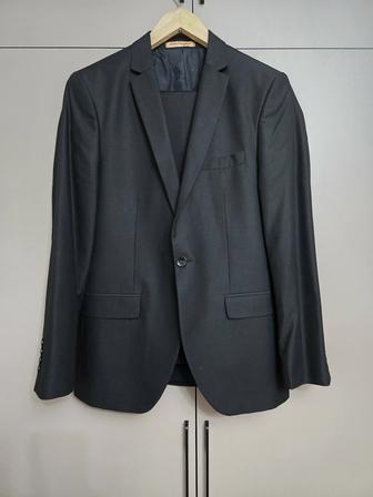 Мужской классический костюм