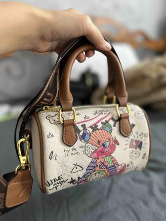 Сумки,рюкзаки,барсетки,кошельки,подарок на Новый год и день рождение