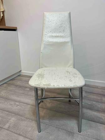 Продам 2 стула (4000тг)