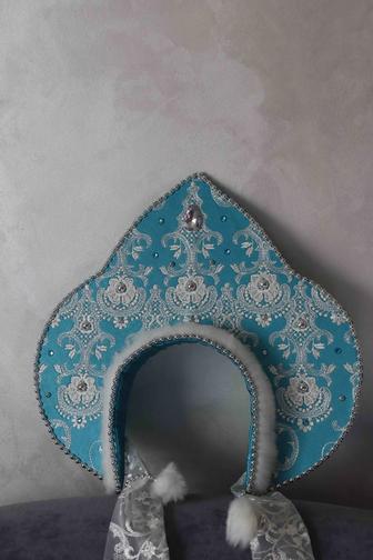 кокошник ручной работы