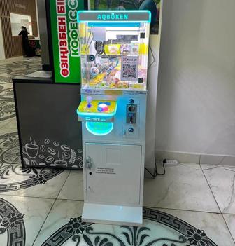Продам вендинговый аппарат Хватайка