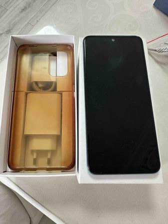 Телефон Redmi Note 10
