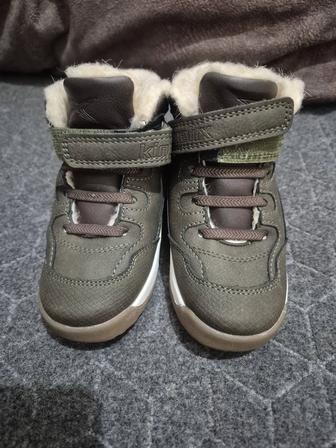 Зимние ботинки