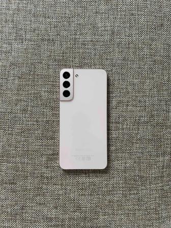 SAMSUNG S22 plus 8/128в отличном состоянии, без минусов, без ремонта