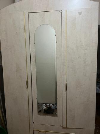 Продам шкаф