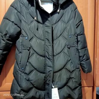 Продам женскую куртку