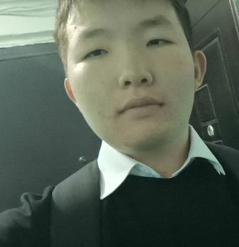 Официант / официантка