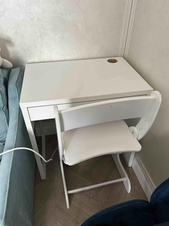 Продается детский стол и стул ikea