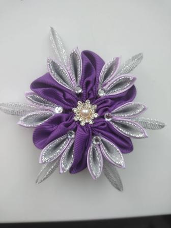 Продам банты ручной работы.