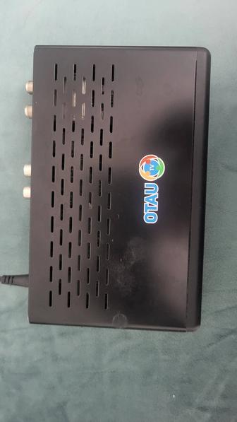 Продам тюнер с антенной Отау ТВ