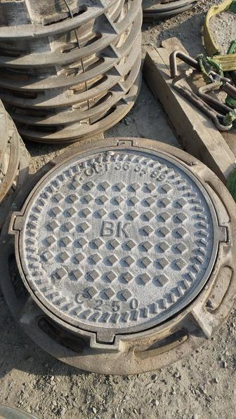 Люк чугунный