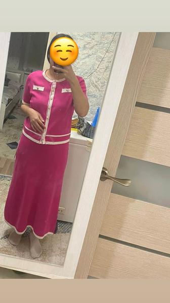 Продам женскую двойку малиновый цвет размер стандарт