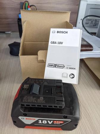Продам 2 аккумулятора Bocsh Li-ion 18в 4 Ач
