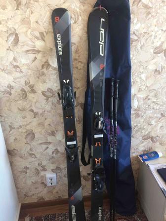 Лыжи и ботинки