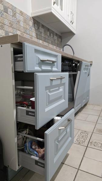 Продам кухонный гарнитур, б/у