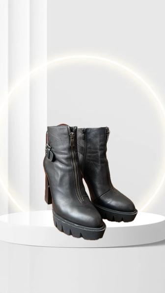 Ботинки черные деми